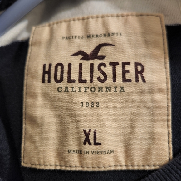 Hollister long sleeve new - Picture 2 of 2
